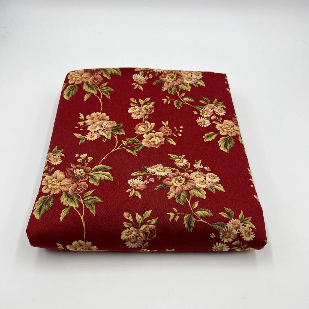Waverly Heirloom Trellis Red Floral Cotton Fabric Tablecloth 92x53 Cottagecore